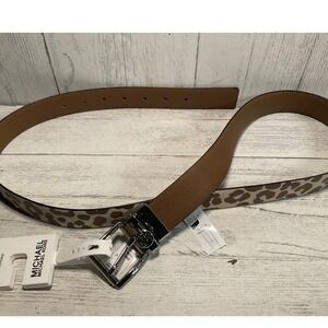 Michael Kors Reversible Tan‎ w/ animal Print size XL NWT